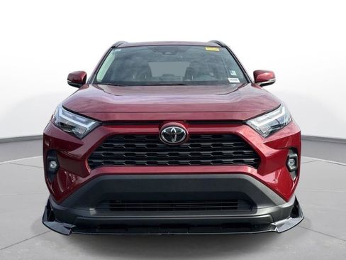 Used 2025 Toyota RAV4 XLE Premium w/ Weather Package image 5