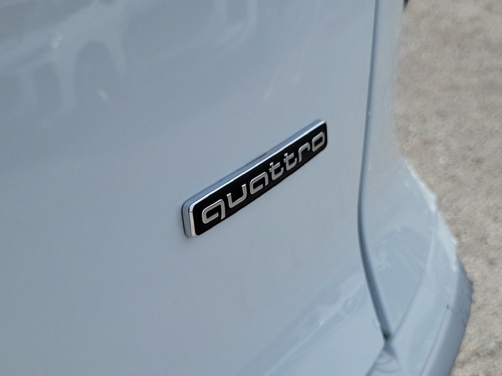 New 2026 Audi Q3 quattro 2.0T AWD/4WD image 6