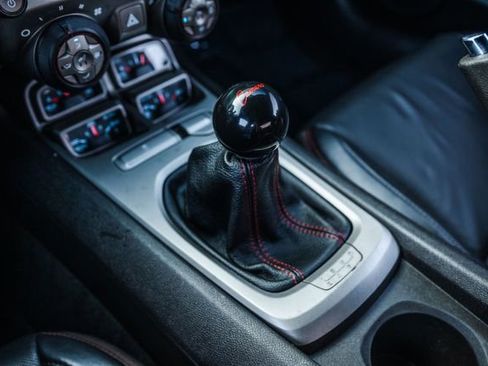 Used 2013 Chevrolet Camaro SS w/ Hot Wheels Special Edition image 11