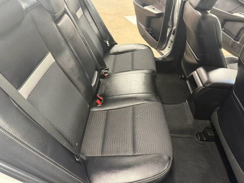 Used 2012 Toyota Camry SE image 29
