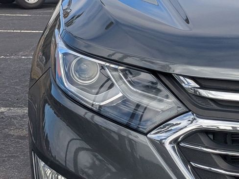 Used 2020 Chevrolet Equinox LT image 10