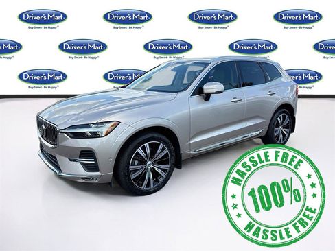 Used 2023 Volvo XC60 B5 Plus AWD/4WD image 3