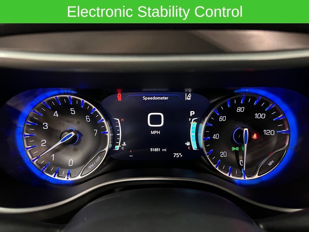 Used 2025 Chrysler Pacifica Select FWD image 22