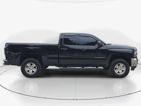 Used 2019 Chevrolet Silverado 1500 LT RWD image 4