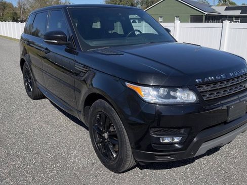 Used 2014 Land Rover Range Rover Sport SE AWD/4WD image 3