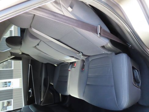 Used 2017 Kia Sorento LX w/ LX Convenience Package image 39