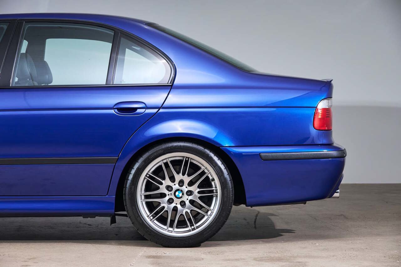 Used 2002 BMW M5 RWD image 21