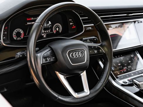 Used 2021 Audi Q7 3.0T Premium w/ Convenience Package image 18