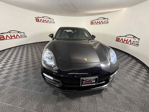 Used 2022 Porsche Panamera 4 w/ Premium Package AWD/4WD image 20