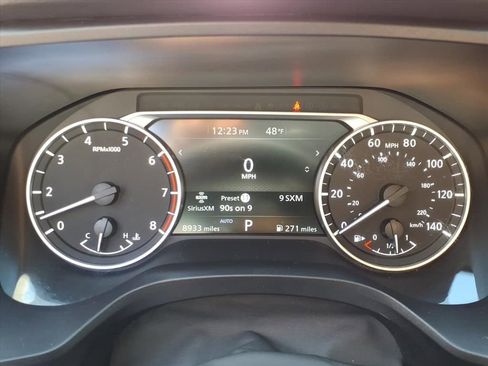 Used 2025 Nissan Rogue S image 30