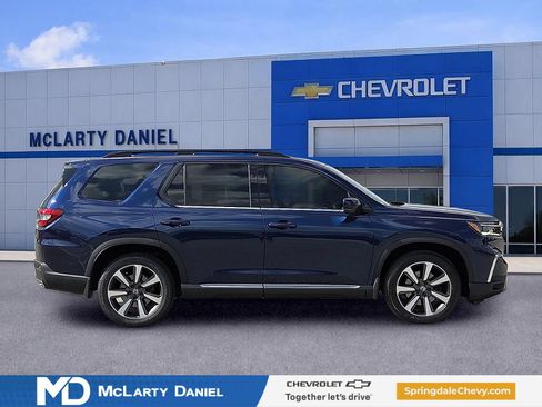 Used 2024 Honda Pilot Elite image 6
