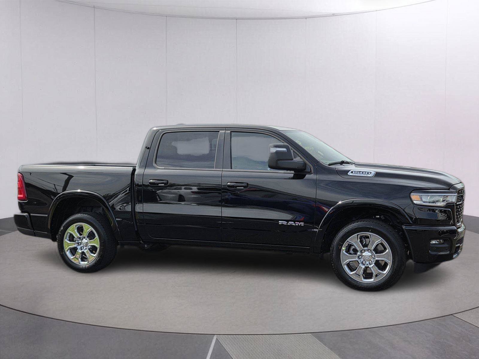 New 2026 RAM 1500 Big Horn AWD/4WD image 4