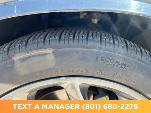 Used 2019 Dodge Challenger R/T RWD image 26