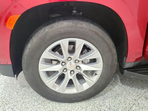 Used 2024 Chevrolet Tahoe Premier image 13