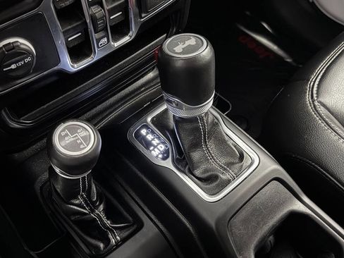 Used 2022 Jeep Wrangler Unlimited Sahara w/ Cold Weather Group image 43