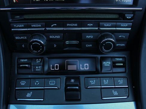 Used 2013 Porsche 911 Carrera S image 29