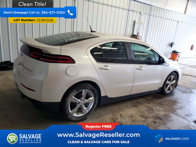 Used 2014 Chevrolet Volt w/ Enhanced Safety Package 2 FWD image 4