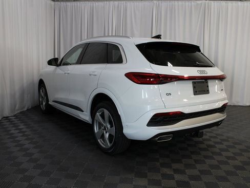 New 2025 Audi Q5 Premium Plus image 23