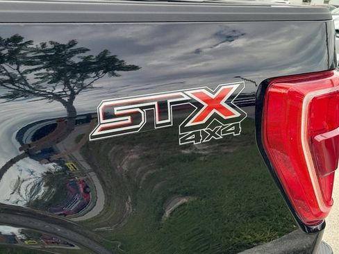 Used 2022 Ford F150 XL w/ STX Appearance Package image 13