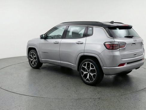 Used 2025 Jeep Compass Limited AWD/4WD image 6