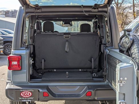 New 2026 Jeep Wrangler Sport AWD/4WD image 5