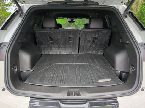 Used 2023 Chevrolet Blazer Premier w/ Driver Confidence II Package FWD image 28