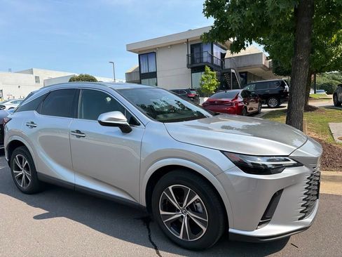 Used 2023 Lexus RX 350 Premium w/ Accessory Package AWD/4WD image 8