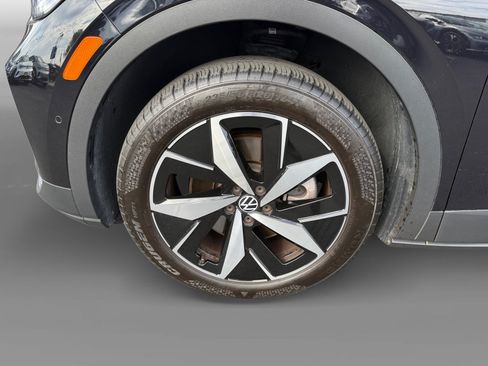 Certified 2023 Volkswagen ID.4 Pro S AWD/4WD image 9