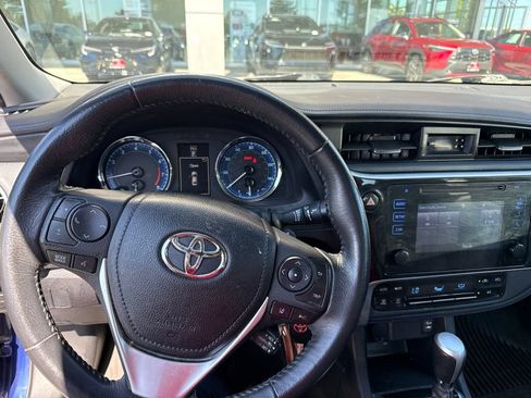Certified 2017 Toyota Corolla SE FWD image 4