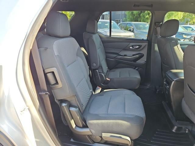 Used 2022 Chevrolet Traverse LT FWD image 26