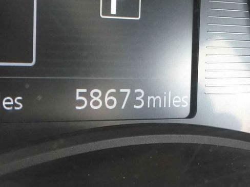 Used 2024 Nissan Kicks SR FWD image 5