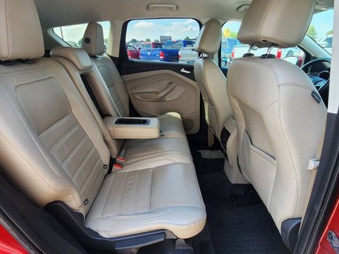 Used 2017 Ford Escape Titanium w/ Equipment Group 301A AWD/4WD image 18
