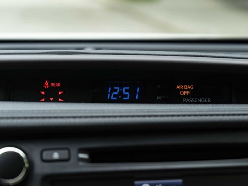 Used 2018 Toyota Highlander XLE FWD image 31