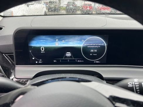 Certified 2024 Kia Seltos S image 18