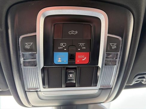 New 2026 RAM 1500 4x4 Crew Cab image 31