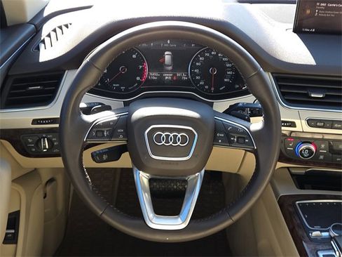 Used 2019 Audi Q7 2.0T Premium w/ Convenience Package image 15