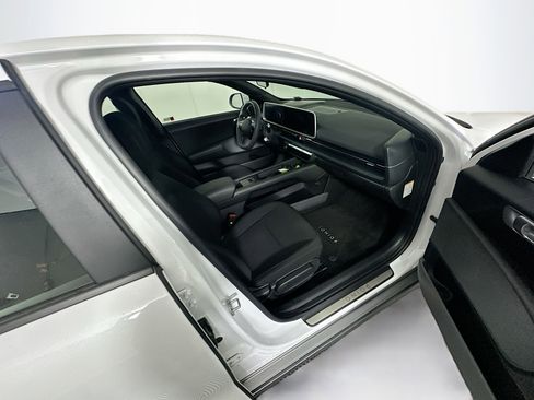 Used 2024 Hyundai Ioniq 6 SE image 31