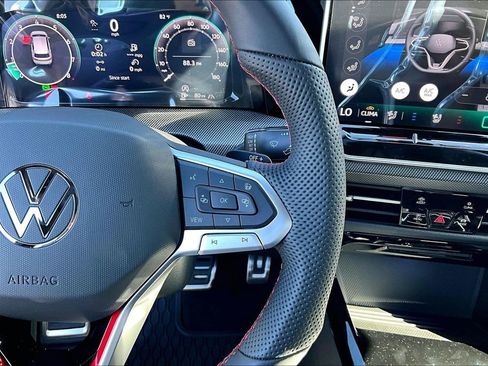 New 2026 Volkswagen GTI SE image 25