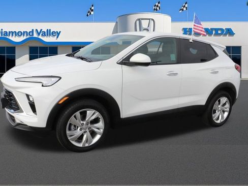 Used 2025 Buick Encore GX Preferred image 3