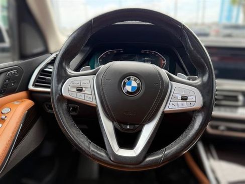 Used 2021 BMW X7 xDrive40i w/ Premium Package AWD/4WD image 15