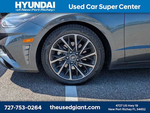 Used 2021 Hyundai Sonata Limited image 6