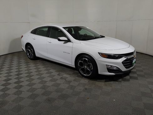 Used 2024 Chevrolet Malibu LT FWD image 11