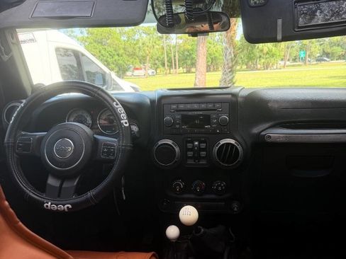 Used 2011 Jeep Wrangler Unlimited Sport AWD/4WD image 23