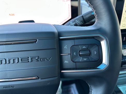 Used 2024 GMC Hummer EV 3X w/ Omega Edition AWD/4WD image 34
