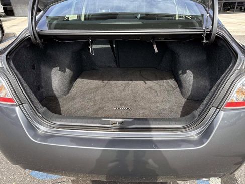 Used 2015 Nissan Altima 2.5 SL w/ Technology Package FWD image 7