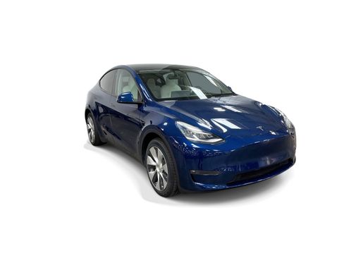 Certified 2021 Tesla Model Y Long Range AWD/4WD image 8