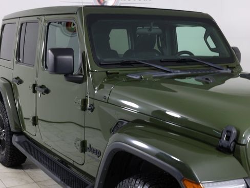 Used 2021 Jeep Wrangler Unlimited Sahara image 39