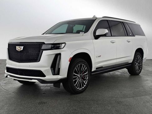 Used 2023 Cadillac Escalade ESV V image 7