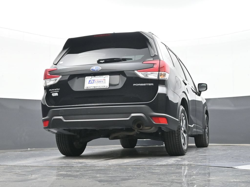Used 2023 Subaru Forester Premium AWD/4WD image 44