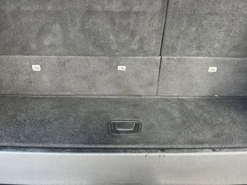 Used 2018 GMC Yukon Denali image 16